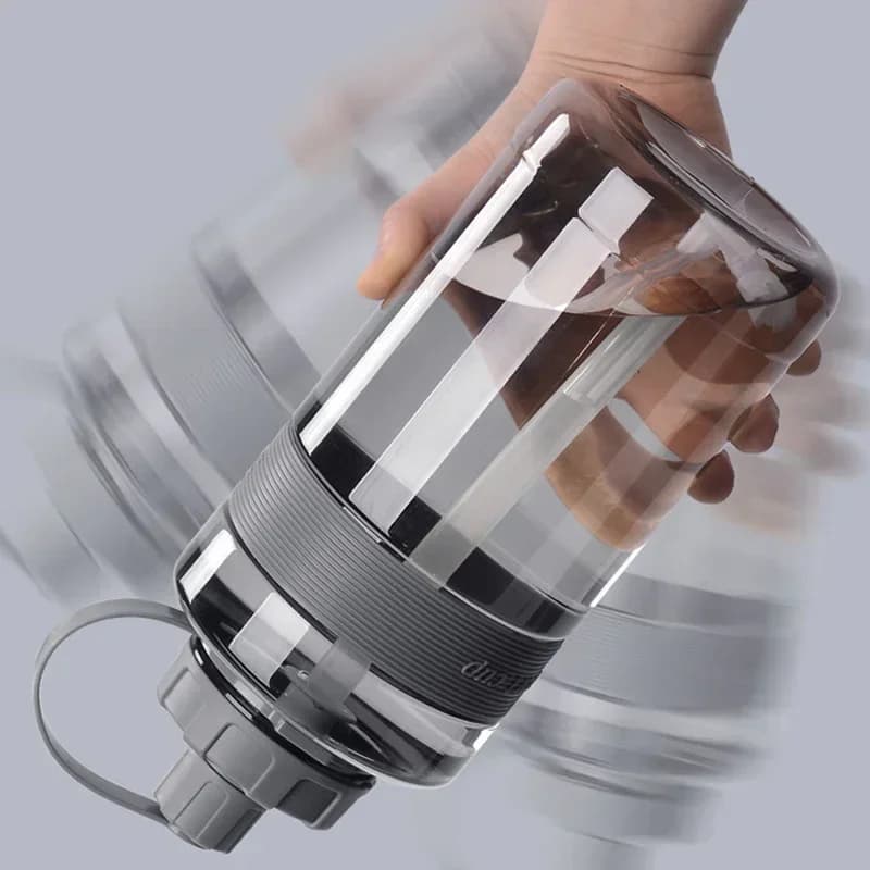 Sportowa Butelka na Wodę (600-2000 ml) – Twoje Nawodnienie w Każdych Warunkach!